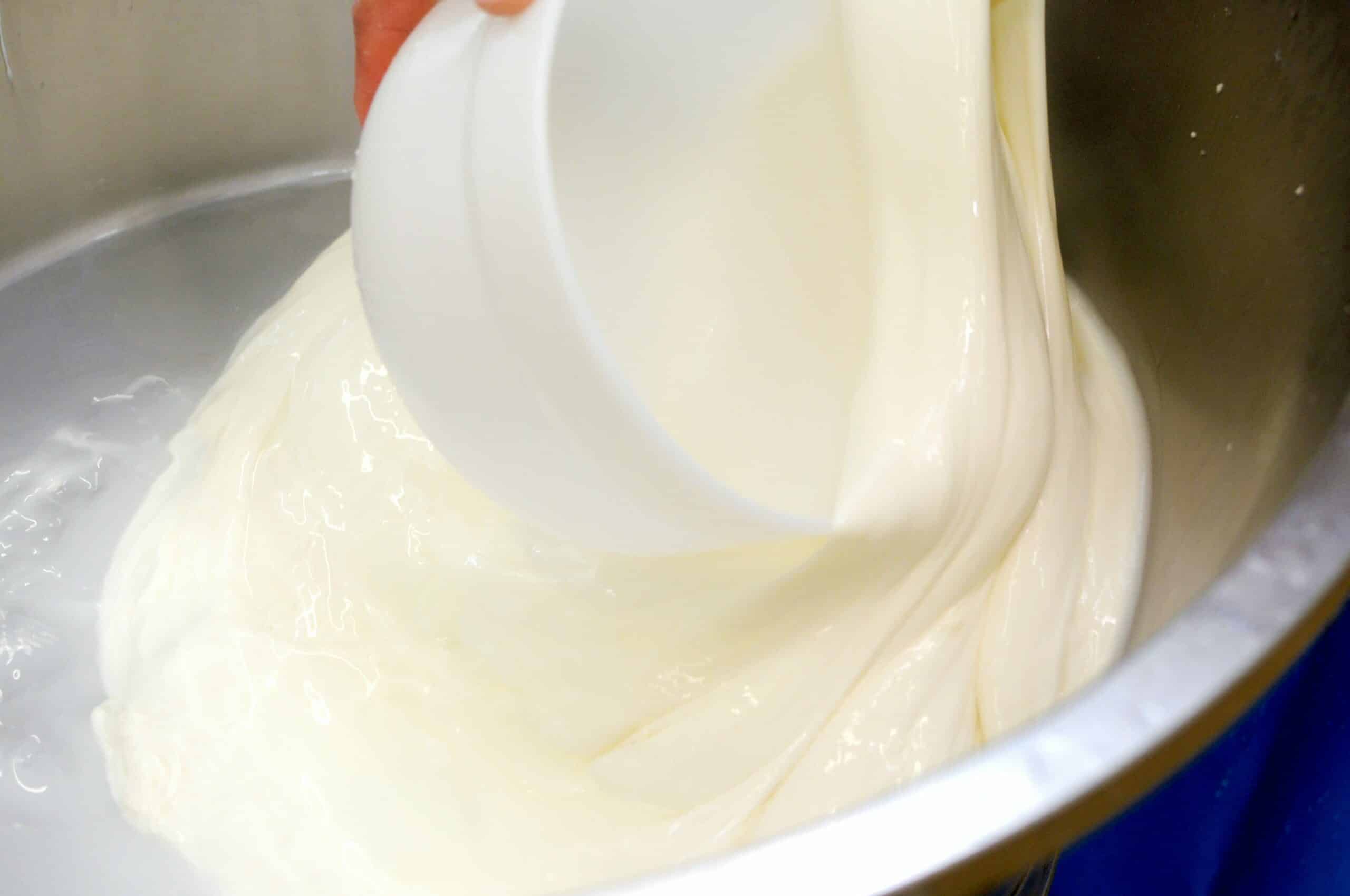 [](https://pub-aaa581b3199a4013b55db900a21532ea.r2.dev/wp-content/uploads/ozubnc-6e2s-e1684360909227.jpg)
BIOS vs. UEFI: Welches System ist die beste Wahl für technikinteressierte IT-Entscheider?