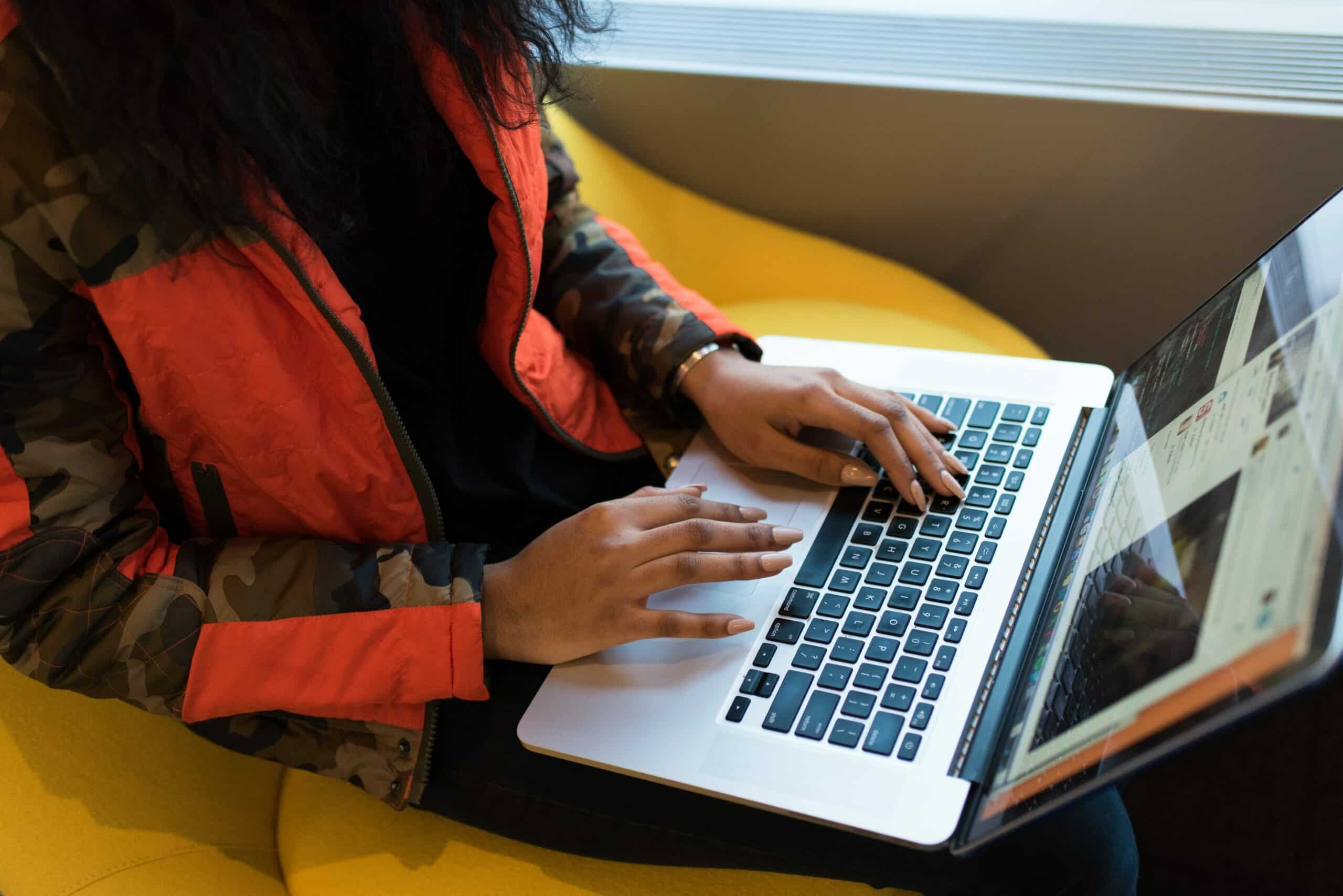 Nachhaltige IT und Wettbewerbsvorteile: Wie Geschäftsführer durch grüne Technologien ihre Position am Markt stärken können